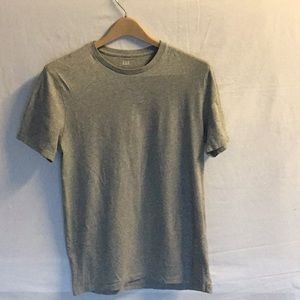 Gap T-shirt